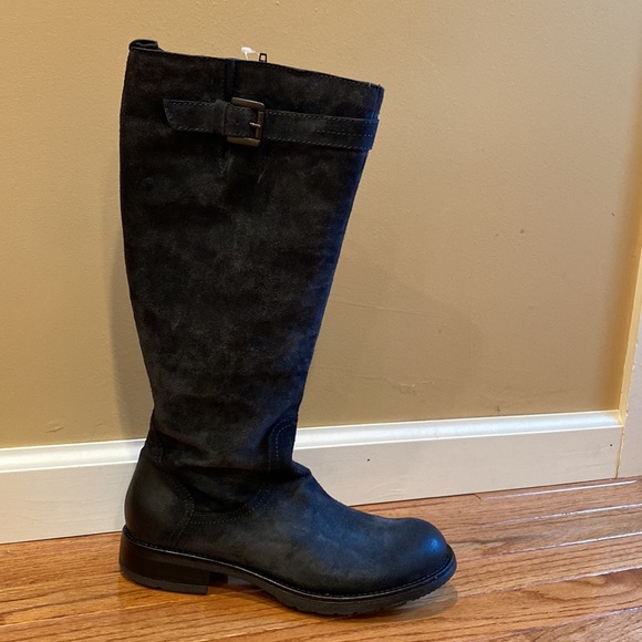 Wide calf knee high boot - Picture 2 of 3